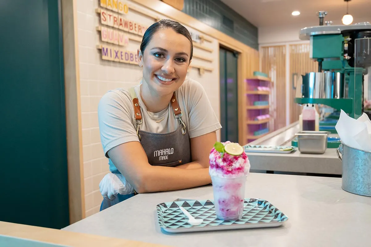 Lady La With Mahalo Made Shave Ice 1200X800